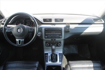 Volkswagen Passat 2.0 TDI 125kW DSG HIGHLINE (2011) - 6