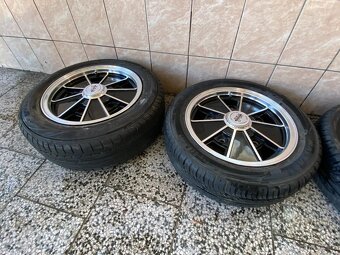 Kola na Volkswagen T1 - 6