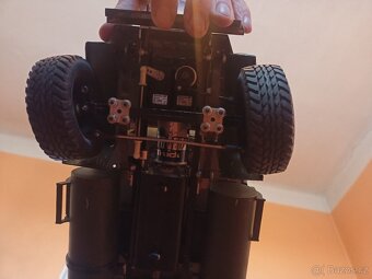 RC vojenské auto - 6
