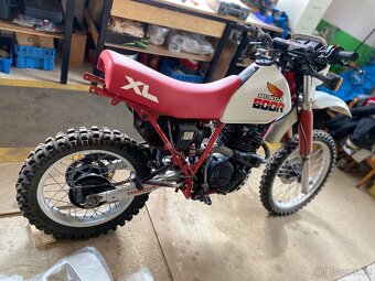 Honda xl 600r - 6