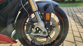 BMW S1000R    2021 - 6