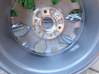 6x139,7 R18 original new Ford Ranger VW Amarok alu kola - 6