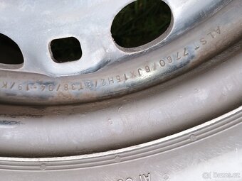 Kola 185/60 R15 zimní ET38 - 6
