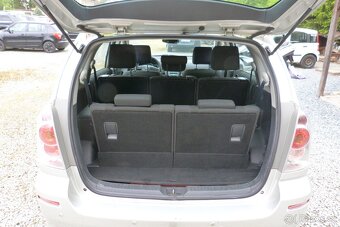 Toyota Corola Verso 1.8i 16v automat 7 míst - 6