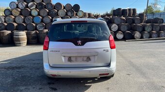 199.Peugeot 5008 1.6HDI 9HD Na náhradní díly - 6
