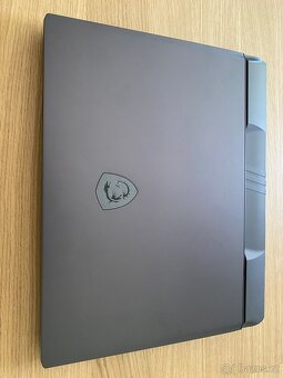 Prodám herní notebook MSI Vector GP68HX s RTX4080 - 6