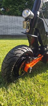 Elektrická koloběžka Joyor S8-S - 6