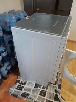 Vestavná pračka Whirlpool 60cm - 6