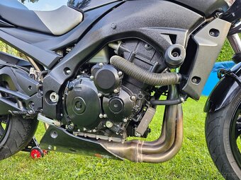 Suzuki GSR 600 (2009) s ABS 35kw/A2 - 6