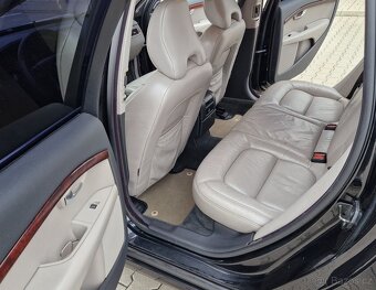 Volvo V70 2.4 - 6