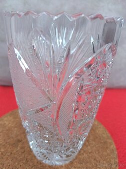 Broušená váza - 6