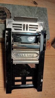 Brousek žiletek - 6