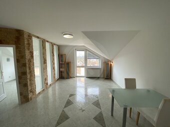 PRONÁJEM ZDĚNÉHO BYTU 2+KK, LIPOVÁ, ČESKÉ BUDĚJOVICE - 6