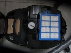 Vysavač AEG VX7-2 System Silence Pro, omyvatelný filtr, 650W - 6