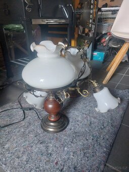 Lustr a lampa stolní - 6
