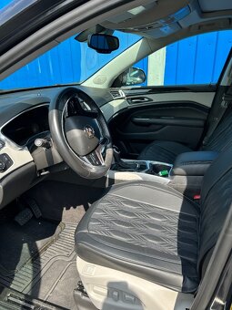 Cadillac SRX - 6