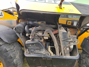 Teleskopický manipulátor JCB 550-80 Agri Plus - 6