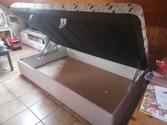 Postel s úložným prostorem - 6