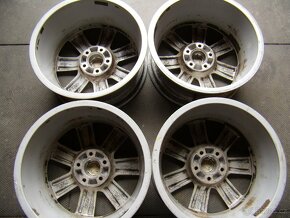 disky Audi A4 7,5x17 ET45 - 6