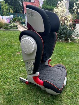 autosedačka/podsedák Britax Römer KIDFIX XP SICT - 6