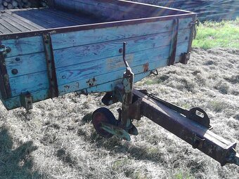 Jednoosý přívěs, rozmetadlo hnoje bez rozmetani - 6