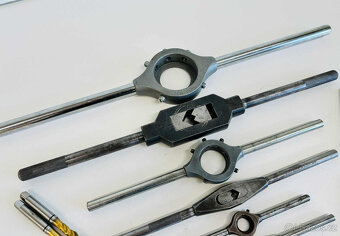 Vratidla + sada závitníků (použité) - 6