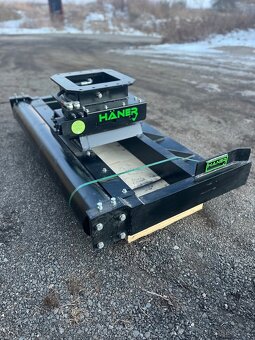 Rovnací rám na bagr s rotátorem - 6