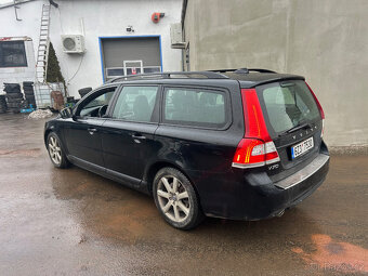 Volvo V70 2,4 133Kw automat DPH - 6