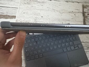 iPad 10.2" (2021) + PENCIL + LOGITECH COMBO TOUCH - 6