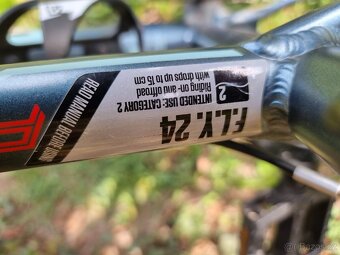 Superior F.L.Y. 24" - 6