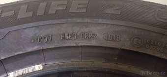 Semperit 215/65 R17 99H 8,5mm NOVÉ letní - 6