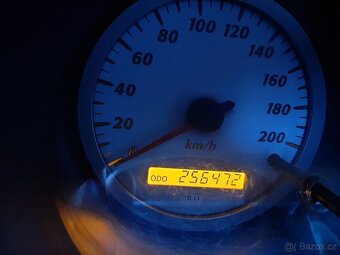 Prodám Toyota RAV 4 - 6