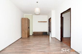 prodej bytu 3+1 s lodžií, 66 m2 + 7 m2 - Černčice - 6