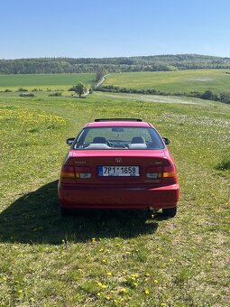 Honda Civic 6G Coupe 1.6i - 6
