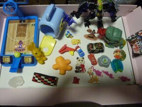 HRAČKY,POSTAVY PRAVĚCÍ DINOSAUŘI,ZVÍŘATA Z DNEŠNÍ DOBY, ATD. - 6