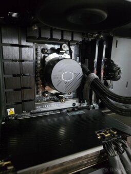 Herní PC AM5/Ryzen 5/RX9070XT/32GB RAM/2TB NVMe - 6