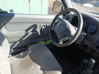 Nissan Navara D22 4x4 - 6