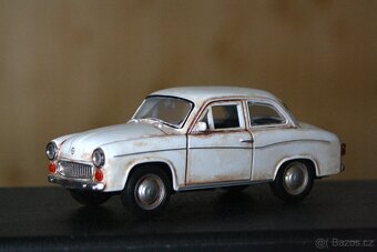 Mix Modelů Aut - 1:43 - 6