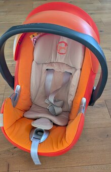 Autosedačka Cybex Aton Q + základna isofix - 6