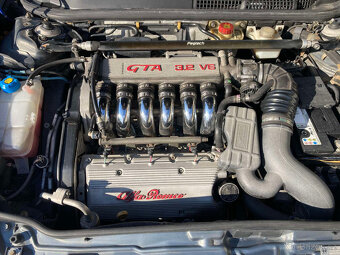 Alfa Romeo 147 GTA 3,2 rok 2003 - 6