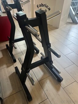 Technogym Plate Tree - stojany na kotouče - 6