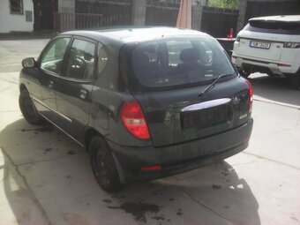 daihatsu sirion 1.0,2002,130000km. - 6