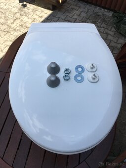Závěsné WC. - 6