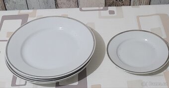 Starožitné Porcelánové talíře Thun 1794 - 6