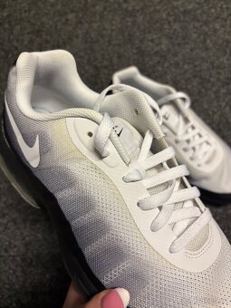Nike Air Max Invigor - 6