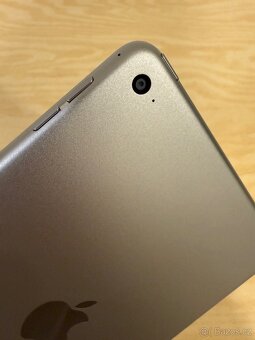 Apple iPad mini 4 - 6