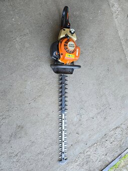 Plotořez  STIHL HS 81 R nůžky na živý plot - 6