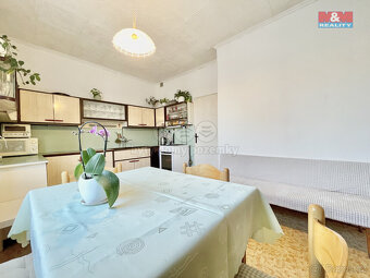 Prodej rodinného domu se zahradou, 1353 m², Dobříkov - 6