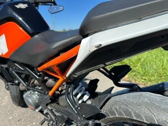 Prodávám KTM 125 Duke z roku 2017 - 6