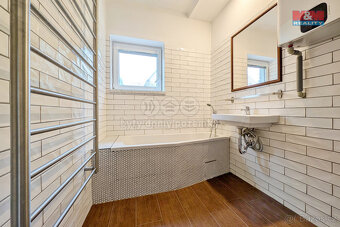 Pronájem bytu 2+kk, 35 m², Holýšov, ul. Ruská - 6
